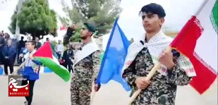 رجزخوانی نوجوان جوینی در روز قدس/آمادگی دهه نودی را به رخ دشمنان کشید + (فیلم)