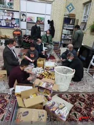 آماده سازی پذیرایی، جشن میلاد کوثر در غرب شهرکرد