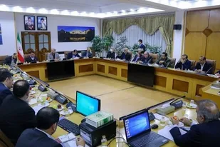 حضور استاندار آذربایجان شرقی در جلسه رفع مشکلات معادن کشور