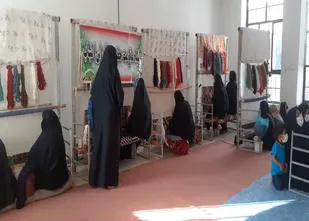 برگزاری کارگاه آموزش قالیبافی به همت بسیج جامعه زنان ناحیه چرداول