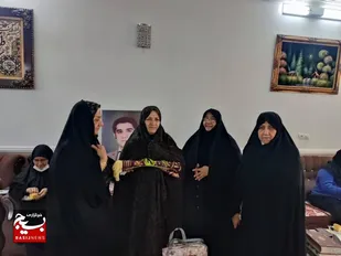تکریم خانواده شهدا ارج نهادن به فداکاری عاشقانه