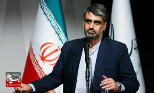 ایمان شمسایی:اصحاب رسانه در اغتشاشات اخیر خوش درخشیدند و قلم ها را زمین نگذاشتند