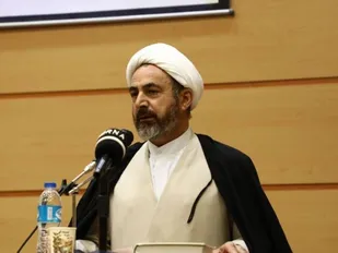 دانش&zwnj;آموزان با نگاه به دستاوردهای انقلاب برای آینده&zwnj;ای روشن تلاش کنند
