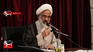 اساتید جهادگر تبیین با تلاش مداوم انقلاب را به سمت موفقیت&zwnj;های بیشتر هدایت کنند