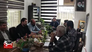 نشست مسئول سازمان بسیج اصناف استان مازندران باگروه های جهادی منتخب استان