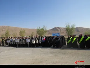 برگزاری صبحگاه مشترک نیروهای مسلح در کوهرنگ