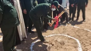 کلنگ 100 واحد مسکونی سپاه توسط سردار معروفی به زمین زده شد