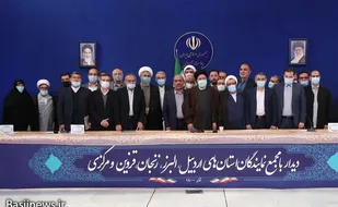 در نشست با رئیس جمهور 42 مشکل استان مرکزی مورد بررسی قرار گرفت