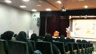 عصر شعر کبوتران حرم با حضور شاعران شهرستان علی آباد