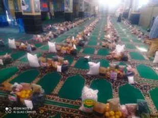 توزیع ۵۰۰ بسته کمک مومنانه در قالب طرح شهید حاج قاسم سلیمانی در شهرستان جیرفت