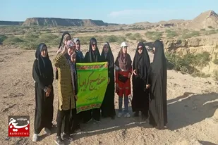 پیاده روی و کوهپیمایی خواهران بسیجی در کنارک