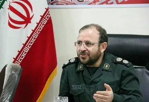 نقش خبرنگاران مقابله با تحریف واقعیتها است