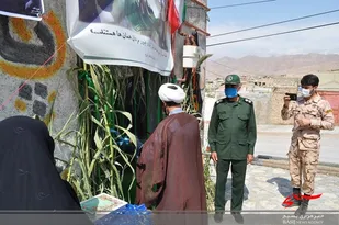 برپایی نمایشگاه هفته دفاع مقدس در حوزه امام سجاد (ع) اسفراین