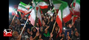 همخوانی سرود بلاگردون ایران در همایش بزرگ دختران جانفدای خواف