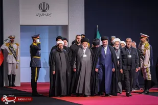 میثاق جهانی با رهبر شهید ایران