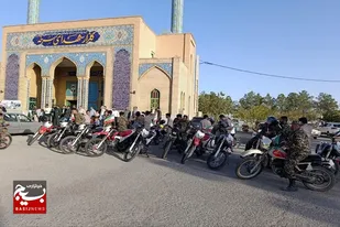 از برپایی رژه خودرویی و موتوری تا گلباران قبور شهدا در سرخه