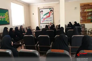 دیدار اعضای بسیج جامعه زنان با امام جمعه بهار