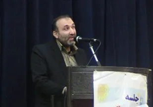 توزیع رایگان 2 هزار ماسک و 200 ژل ضدعفونی کننده بین جانبازان شیمیایی همدان
