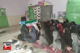 برگزاری کلاس &laquo;جهاد تبیین&raquo; با محوریت عفاف، حجاب و سواد رسانه&zwnj;ای در مدرسه فردوس برین سراوان