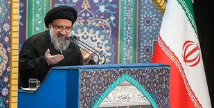 سال ۸۸ فتنه گران ۸ ماه دروغ گفتند و اشک تمساح ریختند و سرمایه حضور مردم را سوزاندند
