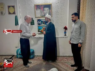 دیدار دانشجویان بسیجی لرستان با خانواده شهید هوشمند بیرانوند