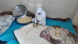 از تنورهای روشن روستا تا طلایی که وقف راه شهدا شد