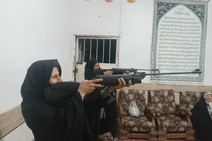 برگزاری مسابقه تیراندازی در زاهدان
