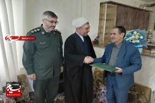 دیدار مسئول نمایندگی ولی&zwnj;فقیه در سپاه انصارالحسین (ع) با خانواده شهدا در اسدآباد