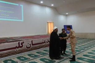 تجلیل از سربازان اهل سنّت تیپ امام صادق (ع)