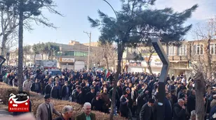 تشییع پیکر مدافع امنیت در چناران برگزار شد
