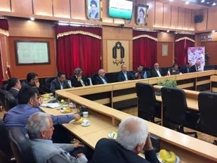 نشست هم انديشي دست اندركاران فعالیتهای معدنی و صنايع معدني شهرستان های شاهرود و میامی