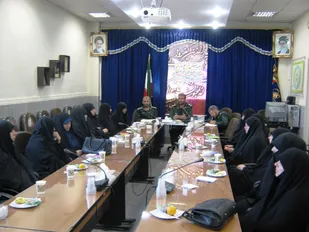 بانوان وظیفه سنگین&zwnj;تری در جامعه امروز برعهده دارند