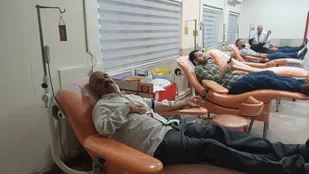 اهدای&zwnj; خون جمعی بسیجیان پایگاه شهیدمهربانی محله اسلام در &laquo;هفته دفاع مقدس&raquo;