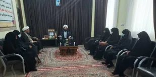 دیدارمسئول بسیج جامعه زنان و مدیران بسیج با امام جمعه شهرستان سیریک