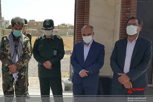 عطرافشانی گلزار شهدای گمنام قهاوند به&zwnj;مناسبت هفته دفاع مقدس