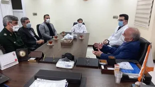 بازدید جانشین فرمانده سپاه ناحيه روح الله(ره) از درمانگاه دکتر فروزان باقر شهر