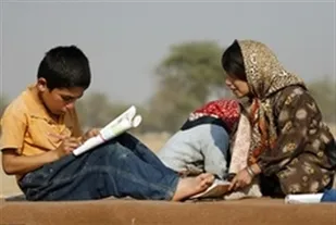 خصوصی سازی مدارس، روستائیان را از تحصیل محروم می&zwnj;کند