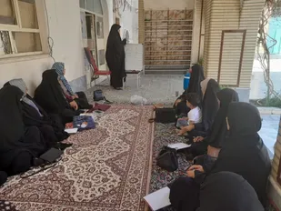 مهارت&zwnj;آموزی بانوان در مسیر اشتغال؛ برگزاری دوره آموزش خیاطی در پایگاه منوره زاهدان
