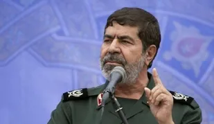 حاج قاسم اسرائیل را به خاک مذلت کشاند/ انقلاب با همه دشمنی ها و توطئه ها قدرتمندانه پیش می&zwnj;رود