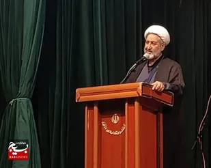 مدیران و مسئولان باید تحت سیطره جامعه خبری نگران عملکرد خود باشند