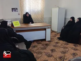 برگزاری نشست جهاد تبیین به مناسبت دهه مبارک فجر در ایرانشهر&nbsp;