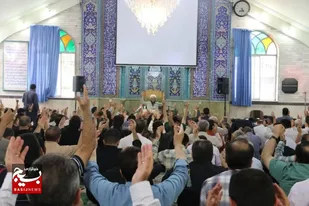 قرائت باشکوه دعای پرفیض عرفه در مسجد جامع حضرت حجت بن الحسن (عج) +تصاویر