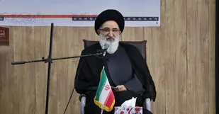 شعار سال محقق نمی&zwnj;شود مگر با همت کارگران/ ایران قوی را کارگران در واحدهای صنعتی و کارخانه&zwnj;ها درست می&zwnj;کنند