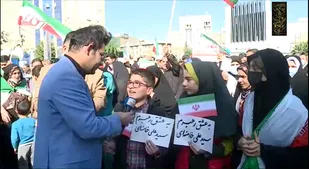 حال و هوای راهپیمایی یوم الله 13 آبان با حضور دانش آموزان دهه هشتادی و دهه نودی درکرج