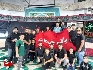 همت نوجوانان مسجد جامع الهادی (ع) مشهد در برپایی عزای محرم / از هیئت و مداحی تا خدمت به عزاداران