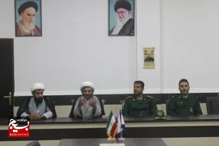 دیدار کارکنان سپاه امام علی (ع) تنگستان با امام جمعه شهر اهرم