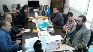 نشست هم اندیشی ویژه پنجمین دوسالانه عکس نور با موضوع "خانواده باشکوه ایرانی"