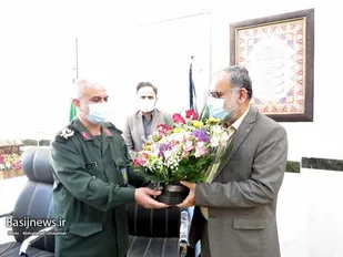 دیدار صمیمانه سردار رزمجو با رئیس دانشگاه پیام نور بوشهر