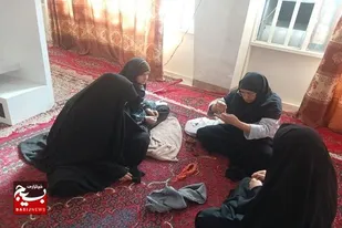 کلاس سیاه دوزی مخصوص بسیجیان حلقه صالحین نوجوان پايگاه فاطمه الزهرا سلام الله علیها