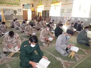 دومین محفل نورانی انس با قرآن کریم در سپاه فریمان برگزار شد